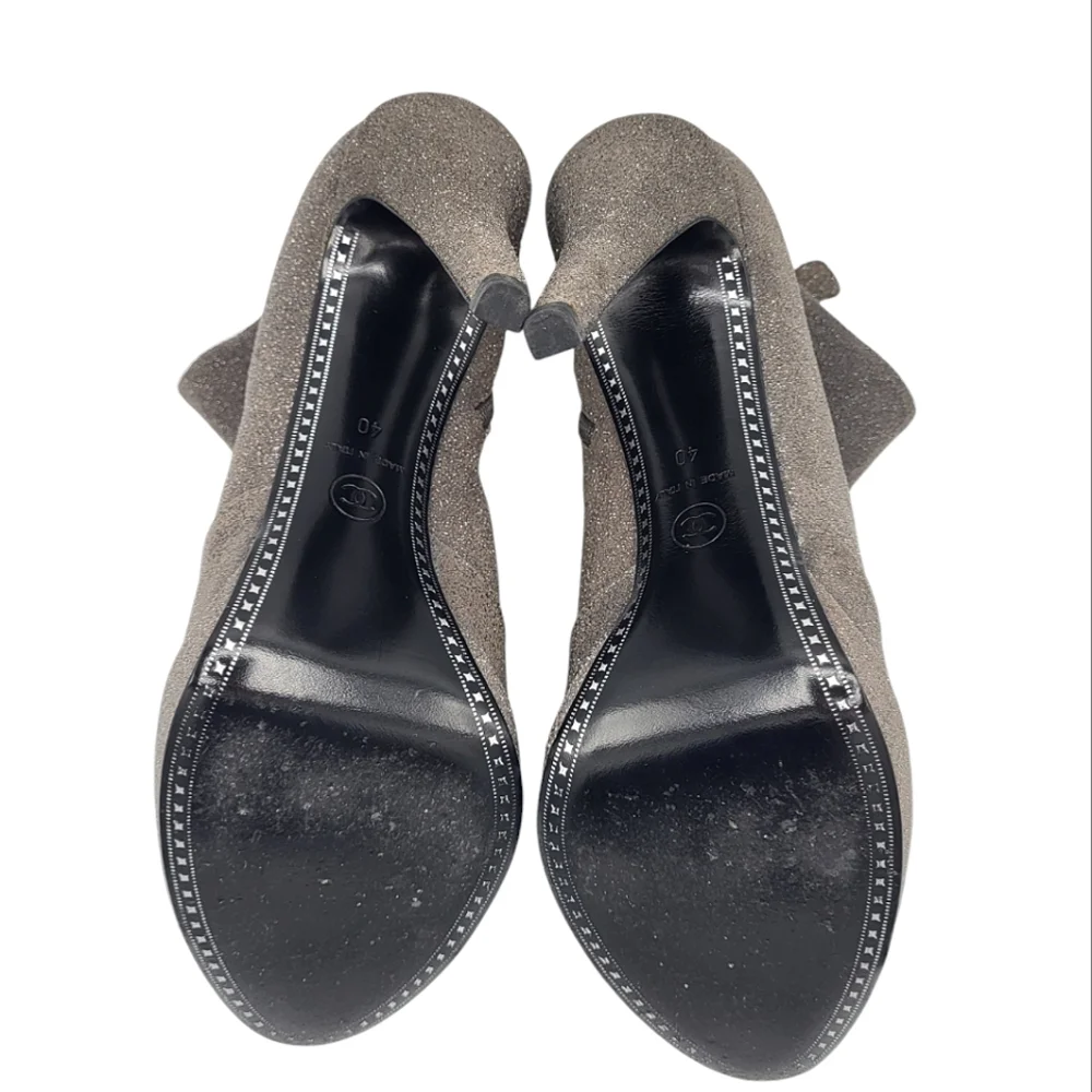 CHANEL CC Logo Cap Toe Suede Platform Ankle Boots Two Tone Booties Gray 40 - Picture 12 of 15